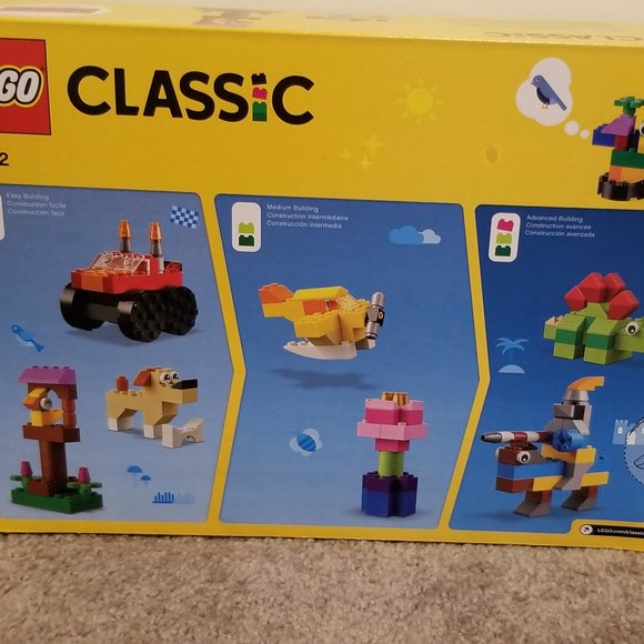 Lego Classic 11002 (Retired Set) - 300 pieces - Picture 2 of 4